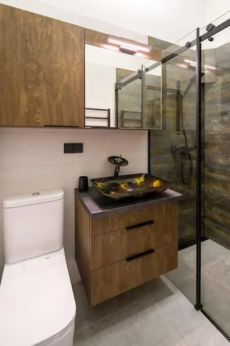 Feel Like Home In Krakow Apartment